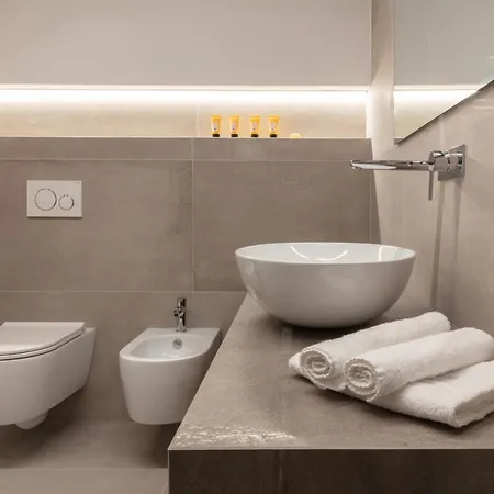 Hotel Nodo 4*